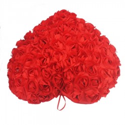 Heart shaped pillow with rosesCushions