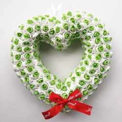Día de San ValentínDecoración en forma de corazón - hecha de rosas de infinito