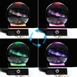 Decoraciónglobo 3D con 8 planetas - bola de cristal con base - láser grabado - luz de la noche LED - 8cm