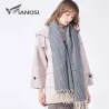Elegant warm scarf with tasselsScarves