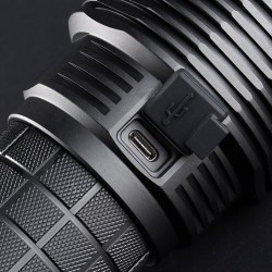 LinternasConvoy flashlight - XHP70.2 - 4300LM