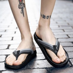 SlippersLeather slippers - flip flops - striped design
