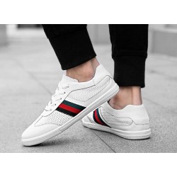 Fashionable sports sneakers - genuine leather - lightweight - with breathable meshShoes