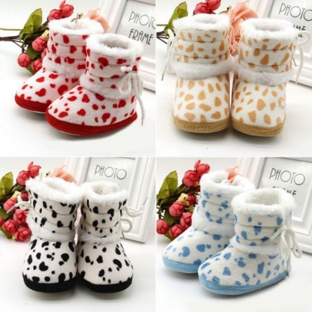 ZapatosSpotted knitted shoes - baby / newborn