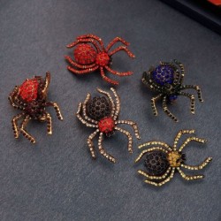 BrochesSpider brooch - with crystal decorations