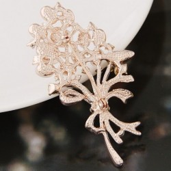Vintage opal flower - crystal broochBrooches