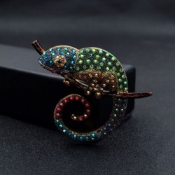 Crystal chameleon / lizard - elegant broochBrooches