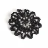 Pinzas de cabelloHandmade hair bun cover - crochet design - with pearl decorations