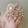 BrochesBranch with oval pearls - fashionable brooch