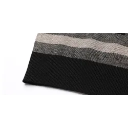 Fashionable warm men's sweater - knitted wool - geometric printHoodies & Sweatshirt