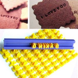 Utensilios para hornearBaking silicone mould - alphabet letters