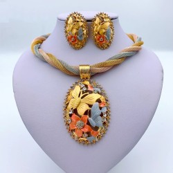 Conjuntos de joyasCharming jewellery set for women- necklace / earrings with ring - gold plated