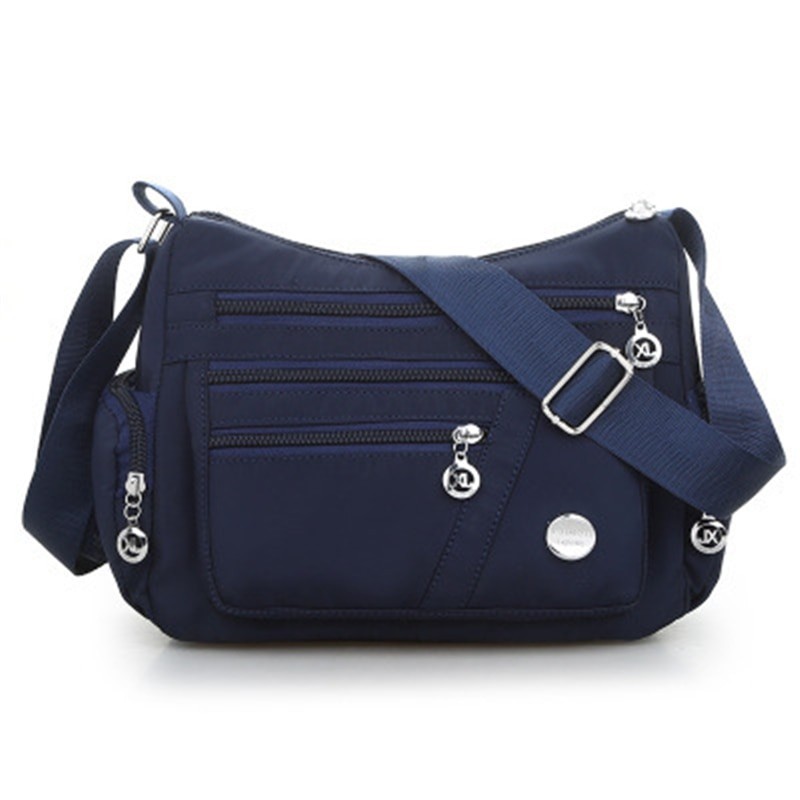 Fashionable shoulder bag - with zipper - large capacity - nylon - waterproofBags
