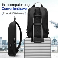 MochilasElegante mochila para portátil - extrafina - resistente al agua - con puerto de carga USB