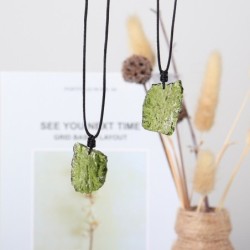 CollarPiedra de moldavita verde natural - cristal - con collar