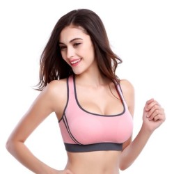 Wireless sports bra - top with removable padsLingerie