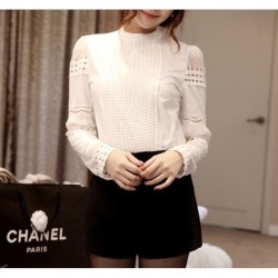 Blusas y camisasElegante blusa blanca de manga larga - encaje hueco