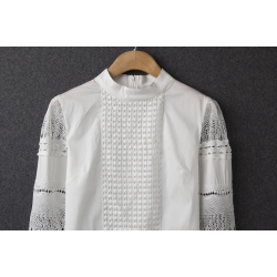 Blusas y camisasElegante blusa blanca de manga larga - encaje hueco