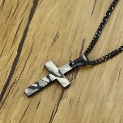 Pendant with a camouflage cross - stainless steel necklaceNecklaces