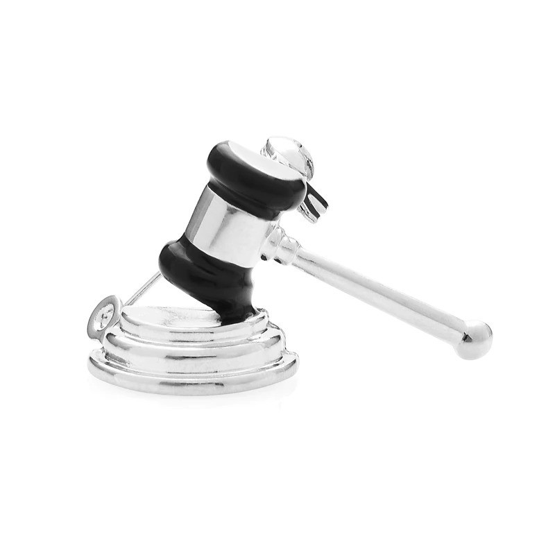 BrochesBroche de juez - martillo de corte