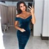 VestidosVestido de terciopelo de moda - hombros descubiertos