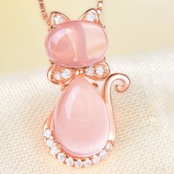 CollarElegante collar de oro rosa - colgante en forma de gato - cristales - ópalo rosa