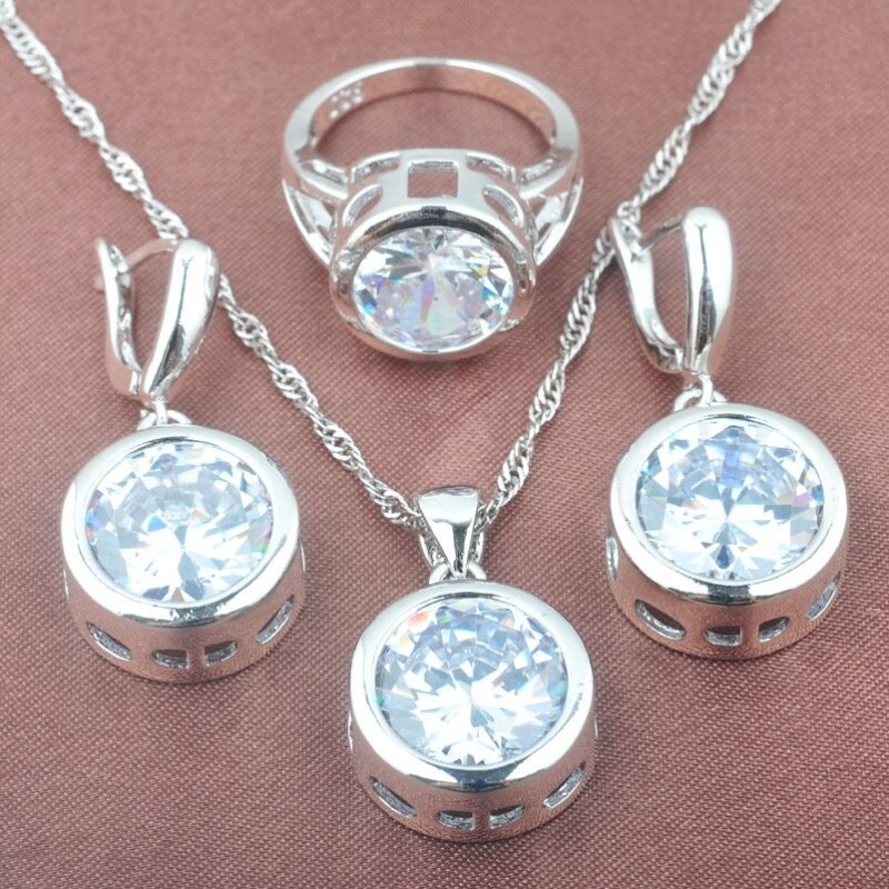 Conjuntos de joyasConjunto de joyería de moda en plata - con circonitas redondas - collar - pendientes - anillo