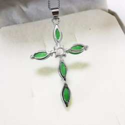 CollarCollar de plata - colgante de cruz de jade verde esmeralda - plata de ley 925