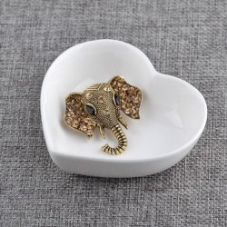 Vintage crystal elephant broochBrooches
