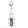 llaveroLlavero con forma de insecto de cristal