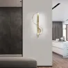 ApliquesLámpara de pared dorada moderna - en forma de S
