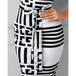 Classic midi dress - three quarters sleeve - geometric black color stripesDresses