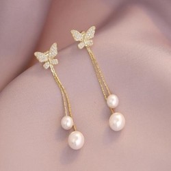 AretesPendientes largos dorados - mariposa / perlas