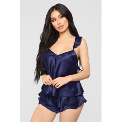LenceríaPijama sexy satinado - shorts - top sin mangas - conjunto