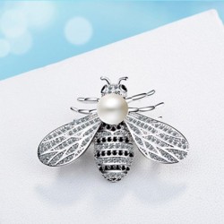BrochesBroche de plata en forma de abeja - con una perla