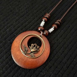 CollarCollar de cuerda - con colgante redondo de madera - hoja de metal / flor / elefante