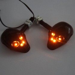 Luces de giroLuces intermitentes para motocicleta - calavera negra - LED - luz ámbar - 12V - 2 piezas