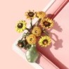 BrochesJarrón con girasoles - broche retro