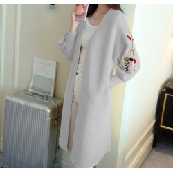 Moda femeninaLong Loose Embroidery Knitted Sweater Cardigan