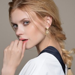 Hollow Rudder Design Drop EarringsEarrings