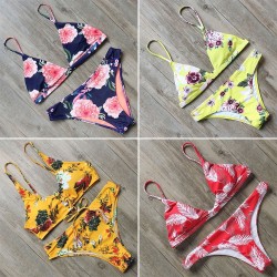 Baño y ropaRopa de baño floral - bikini con empuje