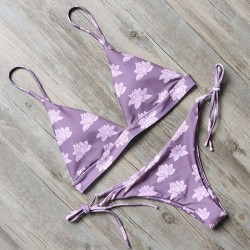 Baño y ropaRopa de baño floral - bikini con empuje