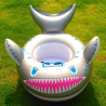 NataciónTiburón de dibujos animados - anillo de baño de bebé hinchable - asiento con mango