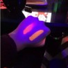 Lápiz labialLápiz fluorescente - luminoso en oscuro