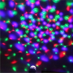 Iluminación de escenarios y eventos6W LED E27 luz RGB - bombilla giratoria con doble cabeza - etapa & lámpara disco