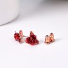 AretesPendientes de oro con rosa roja
