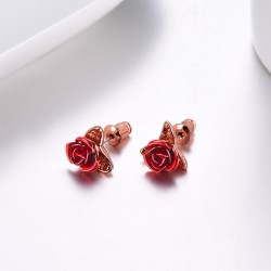 AretesPendientes de oro con rosa roja