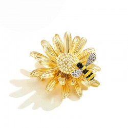 BrochesAbeja de cristal y margarita - un elegante broche